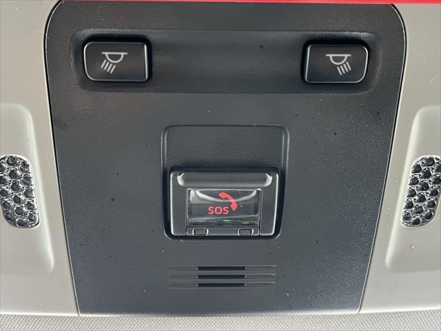 Photo of 2023 Gray Toyota Camry