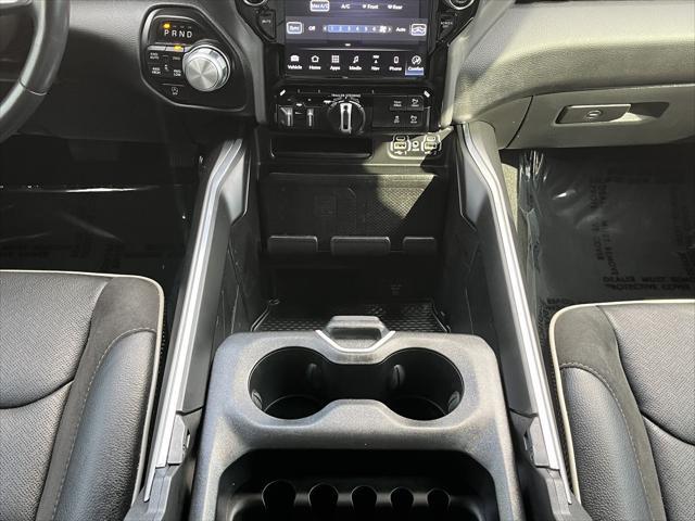 Photo of 2023 Diamond Black Crystal Pearlcoat RAM 1500