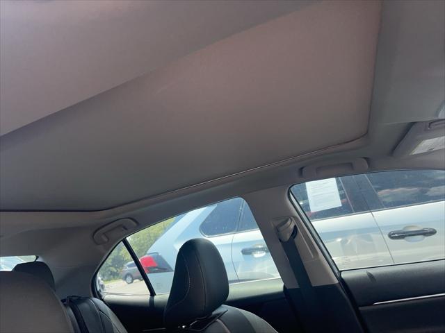 Photo of 2019 Celestial Silver/Midnight Black Metallic Toyota Camry