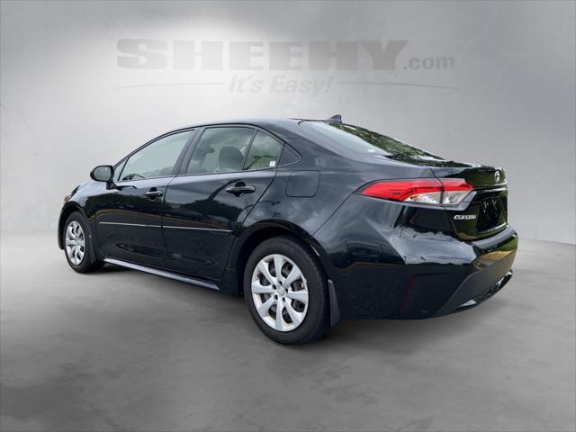 Photo of 2022 Black Sand Pearl Toyota Corolla