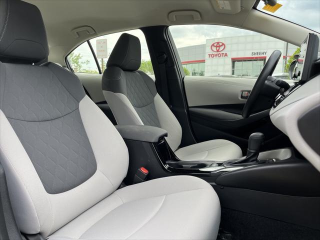 Photo of 2022 Black Sand Pearl Toyota Corolla