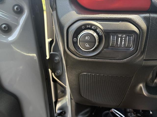 Photo of 2022 Sting-Gray Clearcoat Jeep Gladiator