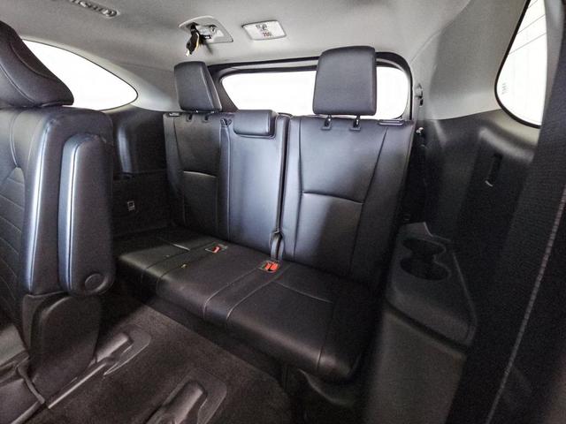 Photo of 2023 Celestial Silver Metallic Toyota Highlander