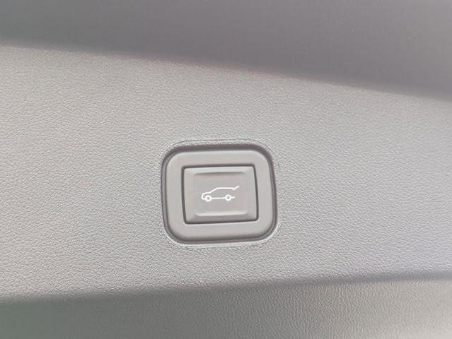 Photo of 2025 Argent Silver Metallic Cadillac LYRIQ