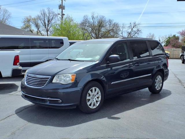 Photo of 2013 Dk. Blue Chrysler Town & Country