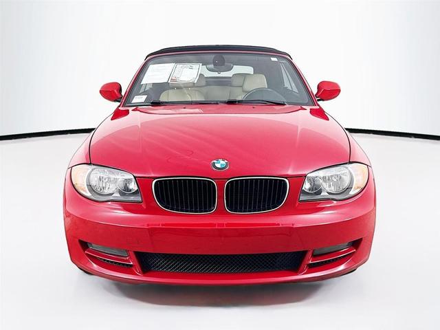Photo of 2011 Crimson Red BMW 128