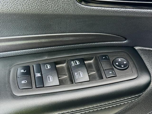 Photo of 2023 Destroyer Gray Clearcoat Dodge Durango