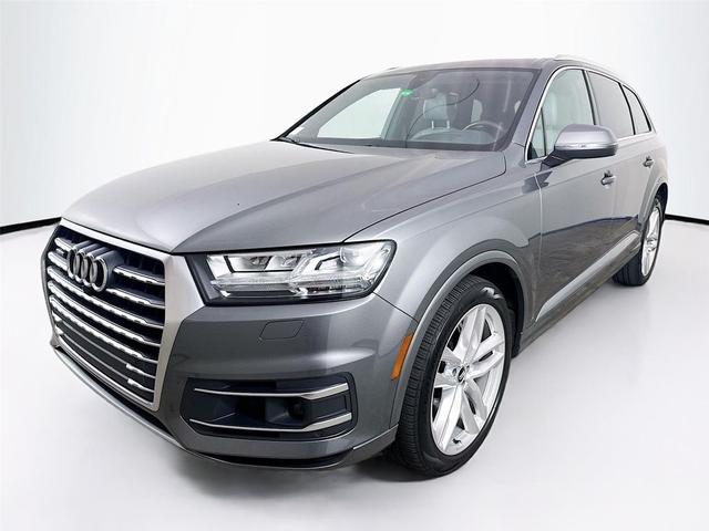 Photo of 2018 Graphite Gray Metallic Audi Q7