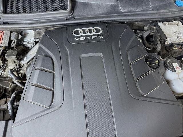 Photo of 2018 Graphite Gray Metallic Audi Q7