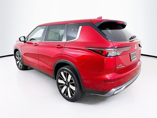 Photo of 2025 Red Diamond Mitsubishi Outlander