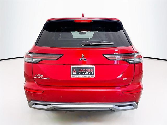 Photo of 2025 Red Diamond Mitsubishi Outlander