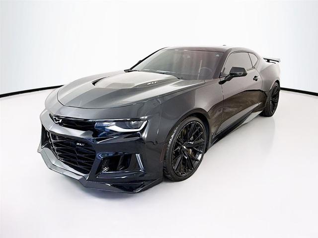 Photo of 2017 Black Chevrolet Camaro