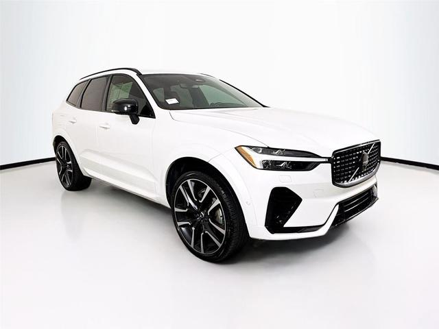 Photo of 2022 Crystal White Metallic Volvo XC60 Recharge Plug-In Hybrid