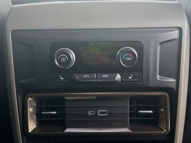 Photo of 2024 Afterburner Tintcoat (Orange) GMC HUMMER EV SUV