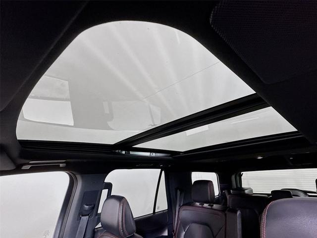 Photo of 2023 Dark Matter Metallic Ford Expedition