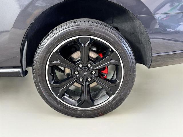 Photo of 2023 Dark Matter Metallic Ford Expedition