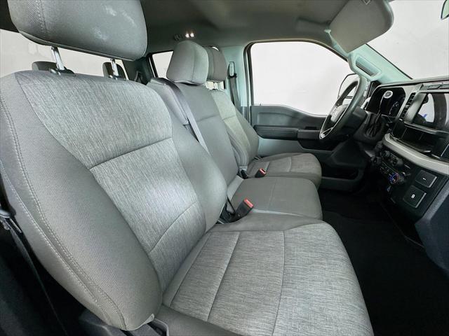 Photo of 2023 Oxford White Ford F-250