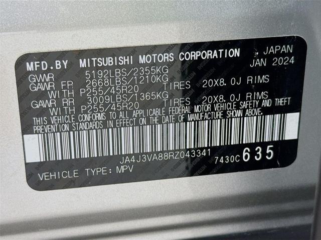 Photo of 2024 Alloy Silver Metallic Mitsubishi Outlander