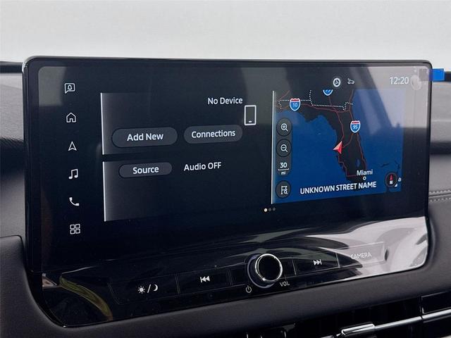 Photo of 2025 White Diamond Mitsubishi Outlander