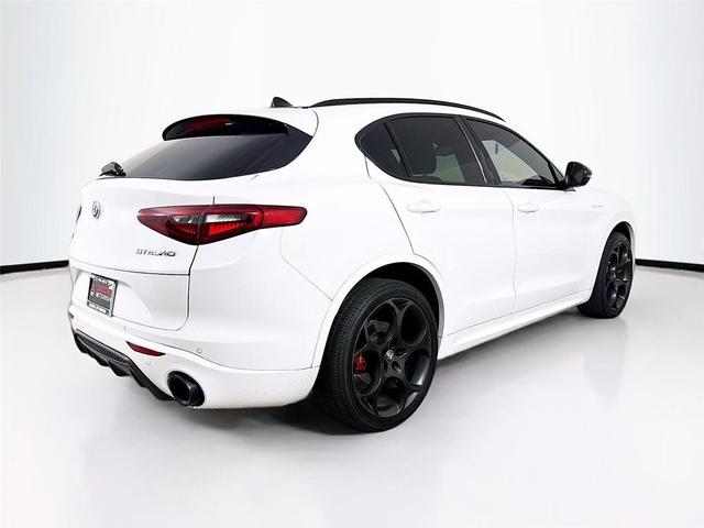 Photo of 2022 Alfa White Alfa Romeo Stelvio