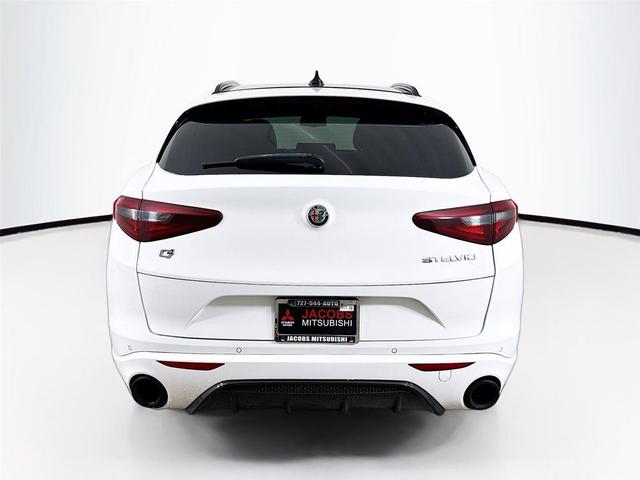 Photo of 2022 Alfa White Alfa Romeo Stelvio