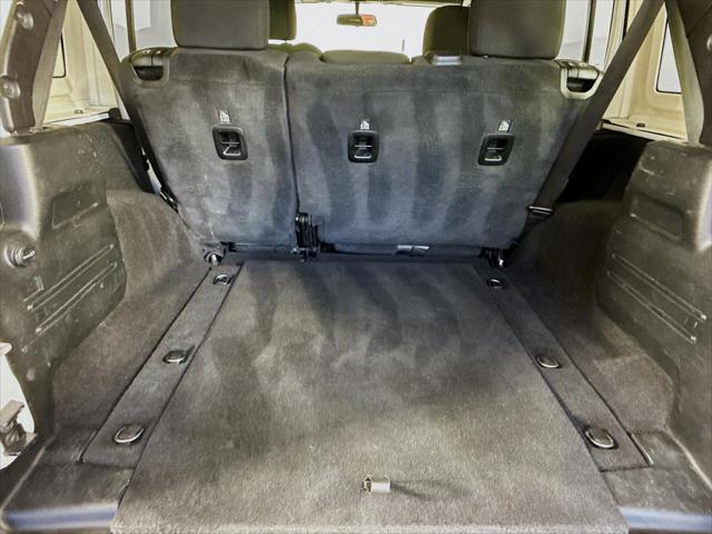 Photo of 2020 Bright White Clearcoat Jeep Wrangler Unlimited