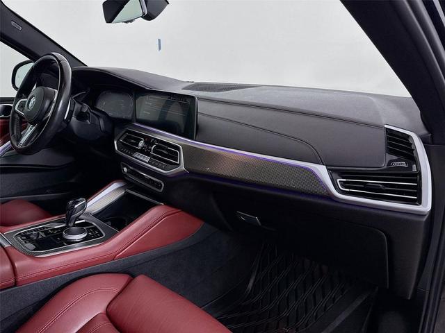 Photo of 2021 Carbon Black Metallic BMW X6