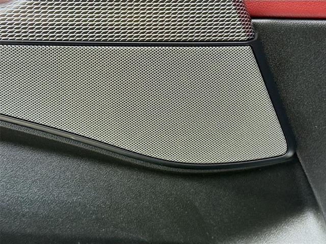 Photo of 2021 Carbon Black Metallic BMW X6