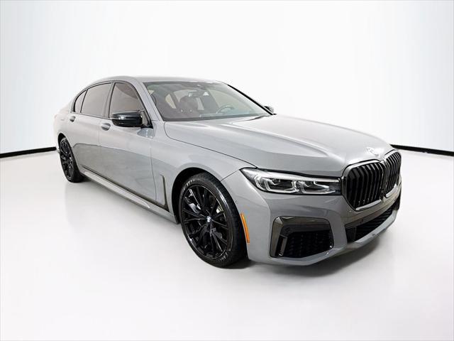 2022 BMW 740