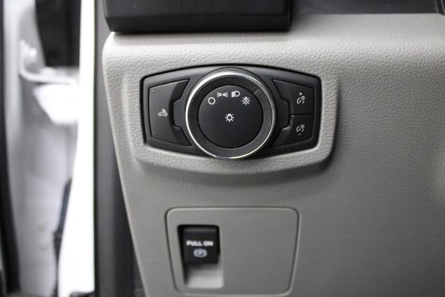 Photo of 2019 White Ford F-150