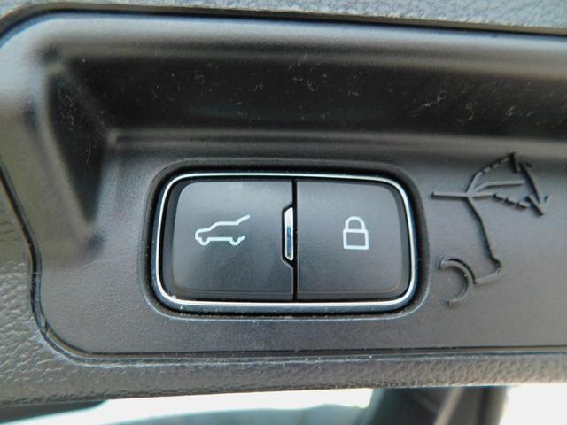Photo of 2020 Agate Black Ford Explorer