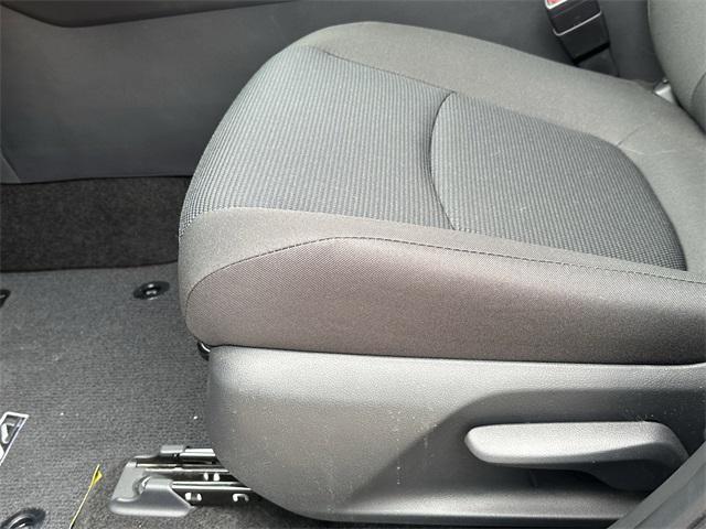 Photo of 2025 Ice Cap Toyota RAV4