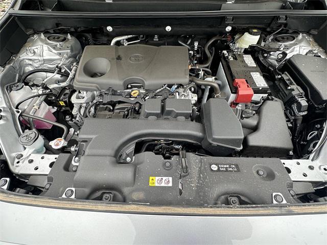 Photo of 2025 Ice Cap Toyota RAV4