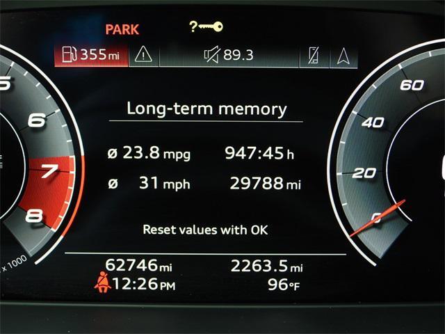 Photo of 2021 Florett Silver Metallic Audi Q5