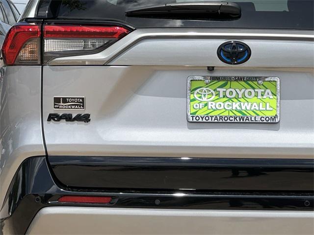 Photo of 2023 Silver Sky Metallic/Midnight Black Metallic Toyota RAV4 Hybrid