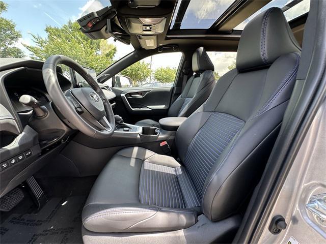 Photo of 2023 Silver Sky Metallic/Midnight Black Metallic Toyota RAV4 Hybrid