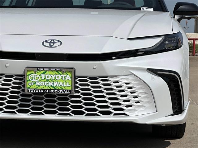 Photo of 2025 White Toyota Camry