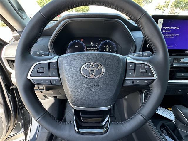 Photo of 2026 01l6 Toyota Grand Highlander