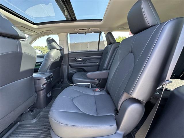 Photo of 2026 01l6 Toyota Grand Highlander