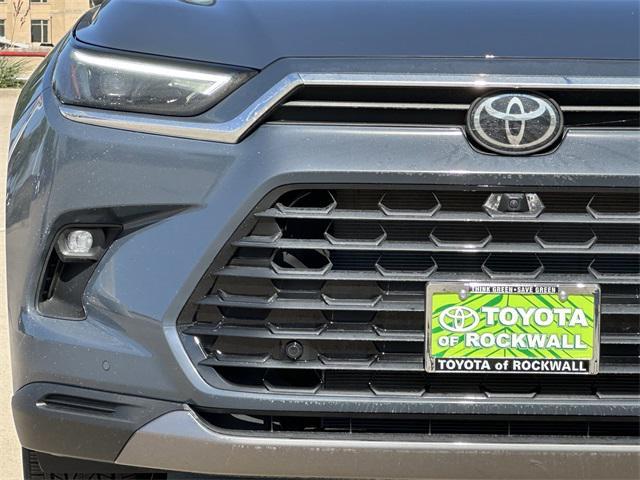 Photo of 2026 01l6 Toyota Grand Highlander