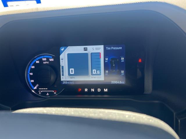 Photo of 2023 Oxford White Ford Bronco