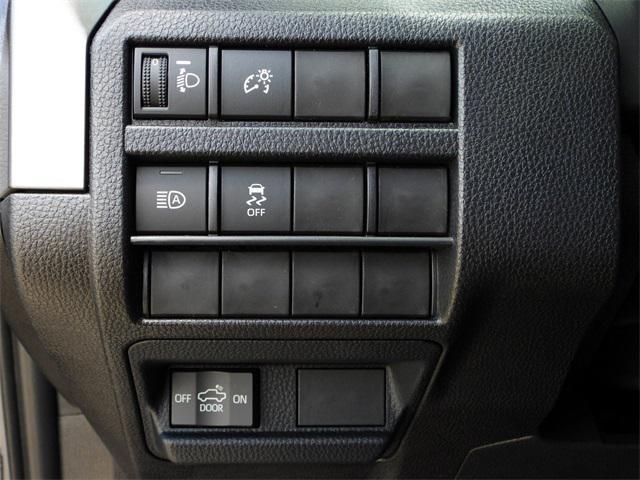 Photo of 2025 01l7 Toyota Tacoma