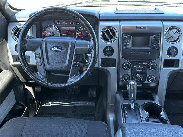 Photo of 2013 Tuxedo Black Metallic Ford F-150