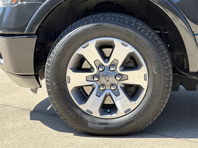 Photo of 2013 Tuxedo Black Metallic Ford F-150