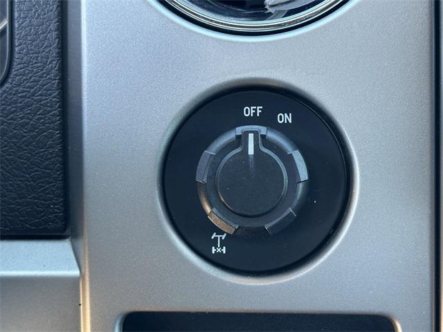 Photo of 2013 Tuxedo Black Metallic Ford F-150