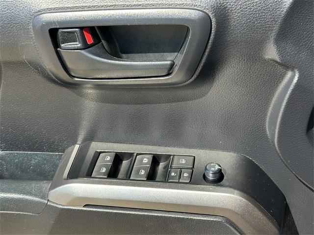 Photo of 2021 Midnight Black Metallic Toyota Tacoma