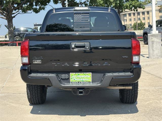 Photo of 2021 Midnight Black Metallic Toyota Tacoma