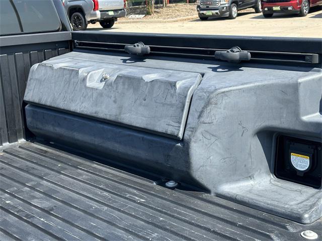Photo of 2021 Midnight Black Metallic Toyota Tacoma