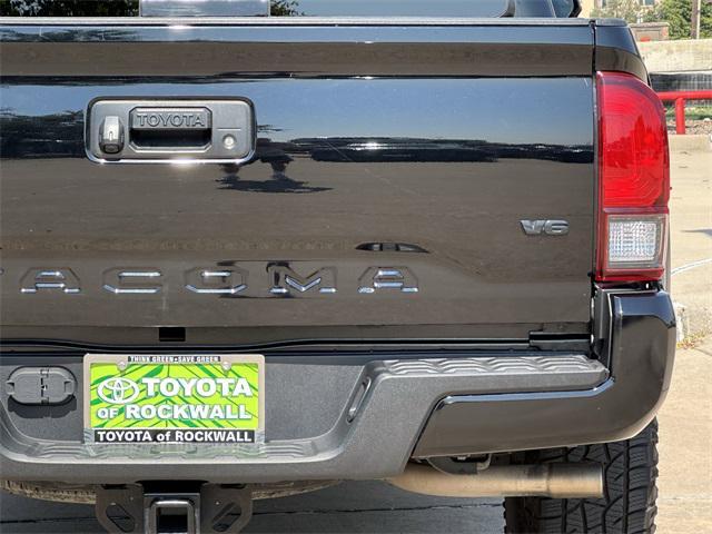 Photo of 2021 Midnight Black Metallic Toyota Tacoma