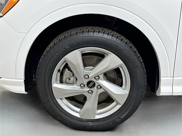 Photo of 2021 Ibis White Audi Q3